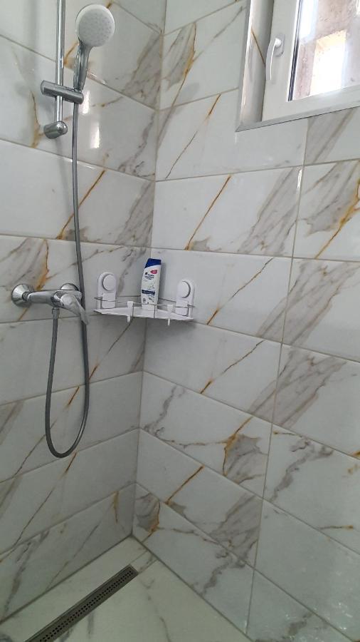 Apartament Estera Leilighet Oradea Eksteriør bilde