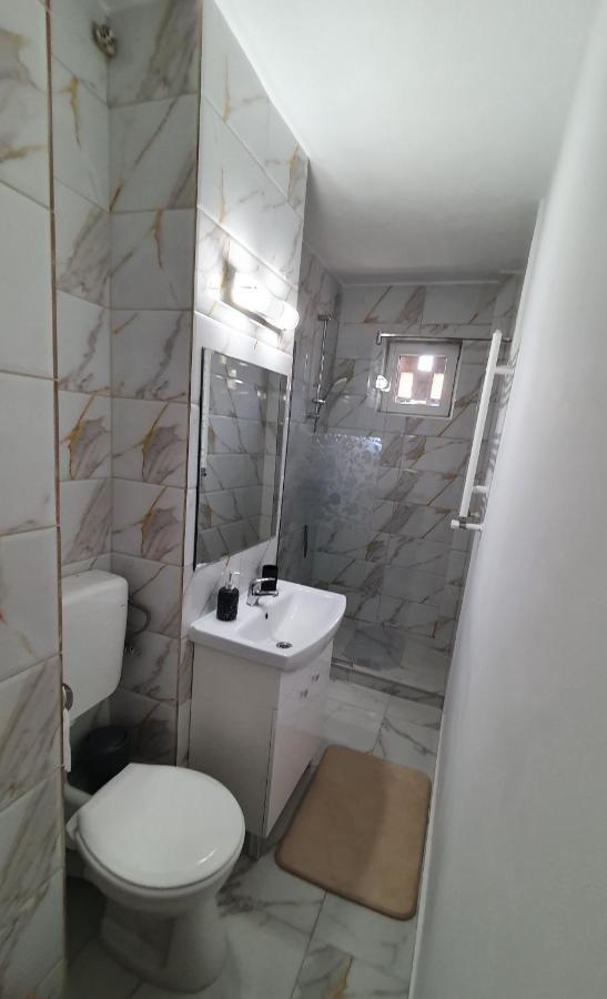 Apartament Estera Leilighet Oradea Eksteriør bilde